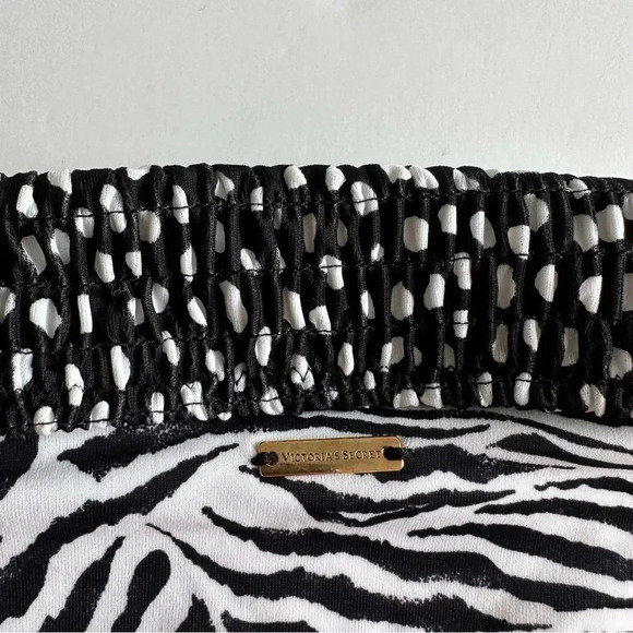 Victoria Secret‎ The Smocked Itsy Bottom Medium - Picture 6 of 9